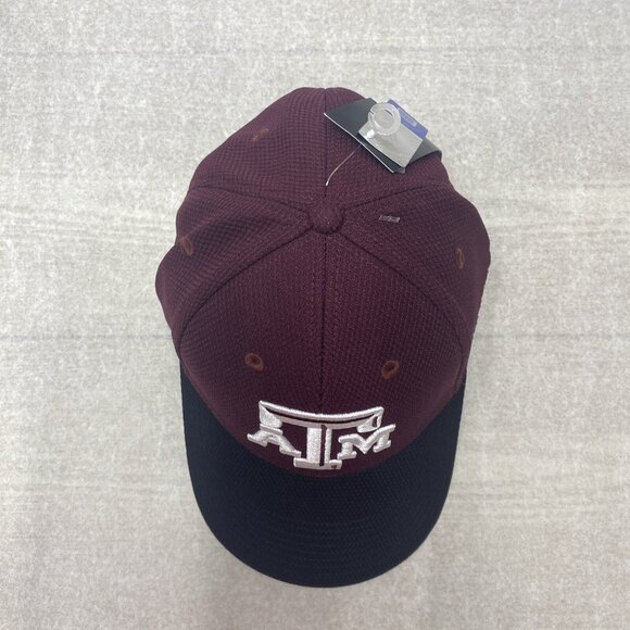 Rare Texas University Baseball Cap Aggies Maroon Hat Embroidered Logo Adidas S/M - Picture 13 of 15